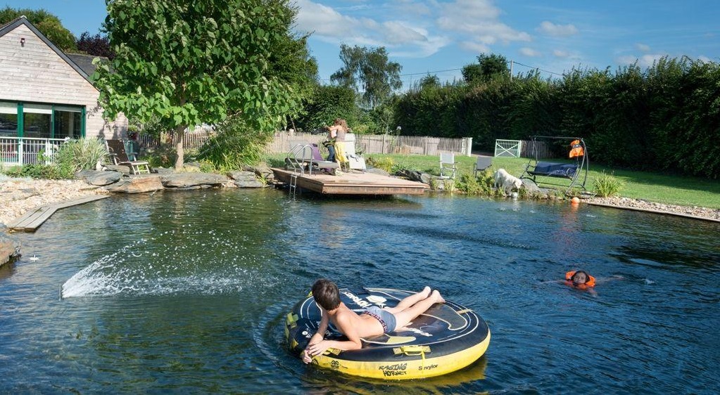 Baignade en piscine naturelle